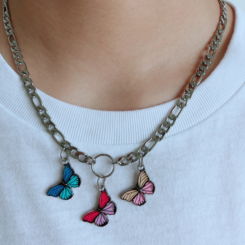 butterfly choker